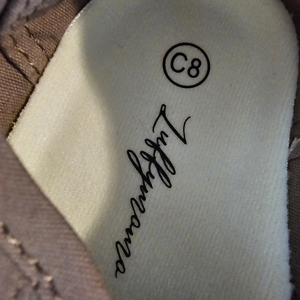 ✨ 3/$10✨ Baby Canvas Slip-On walking shoes - Picture 2 of 4